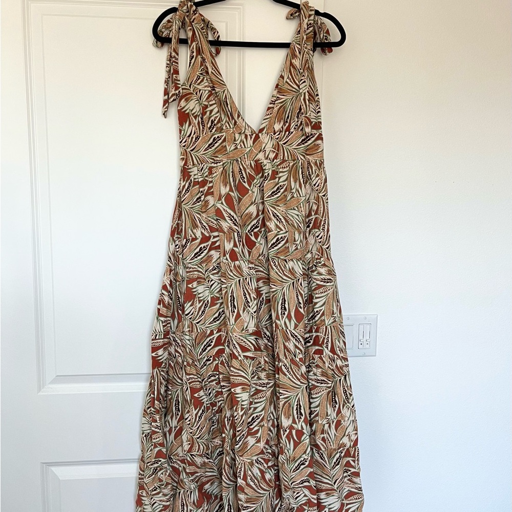 House of Harlow 1960 Leaf Pattern Maxi Dress in Brown and Cream